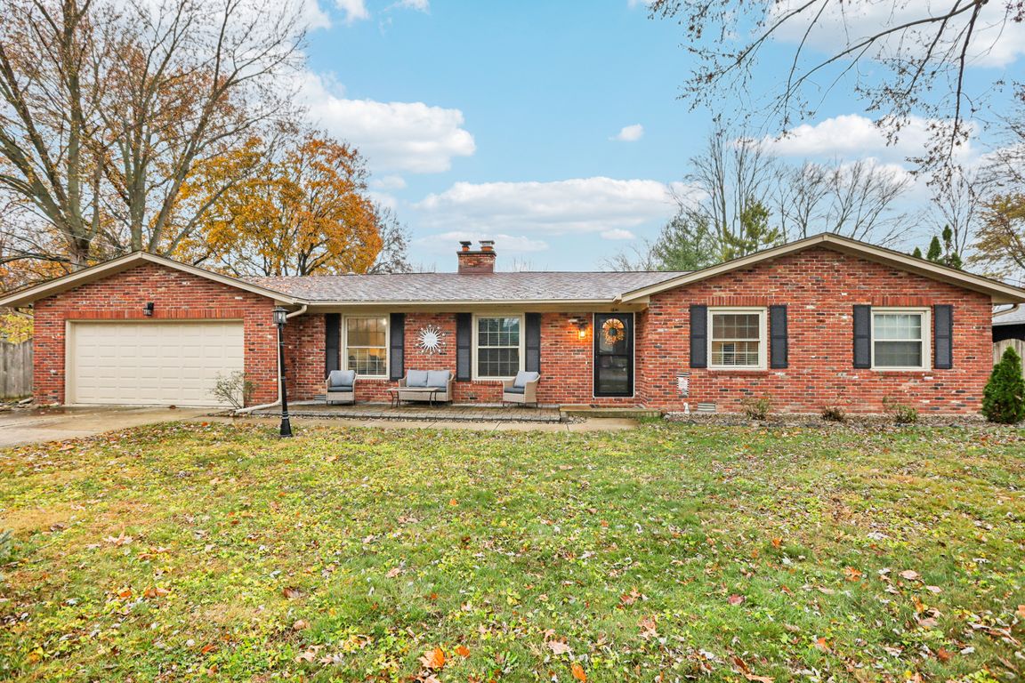 Hillcrest Ave-S2211-001.jpg