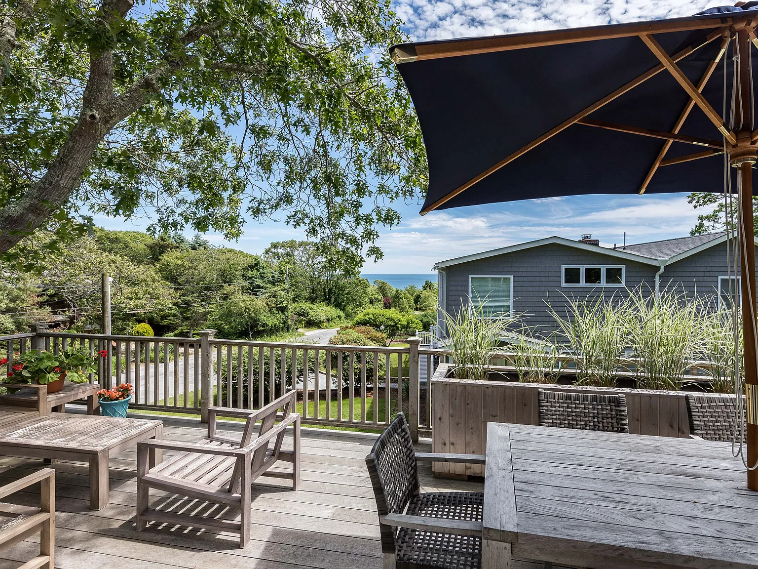 Oceanviews + Pool Hither Hills — Photo 1