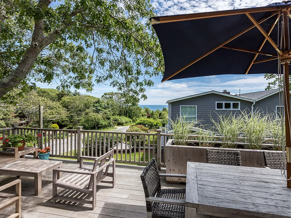 14 McKinley Rd