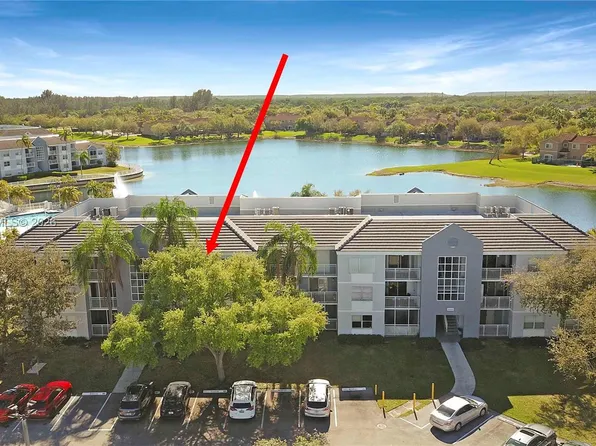 8640 SW 212th St APT 303, Cutler Bay, FL 33189