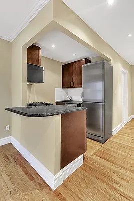 Rented by Cooper & Cooper Real Estate | media 4