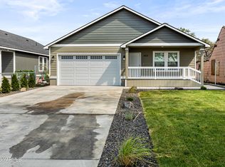 4713 N Track Rd, Wapato, WA 98951