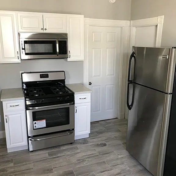 682 Columbia Rd #3A — Photo 4