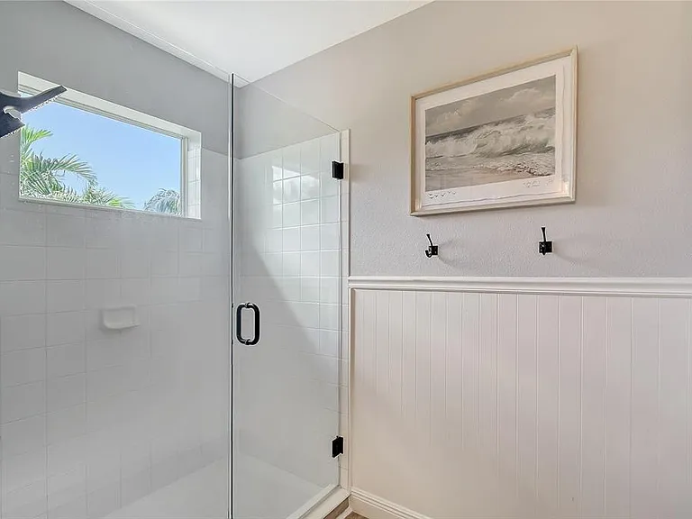 1738 Siesta Dr — Photo 24