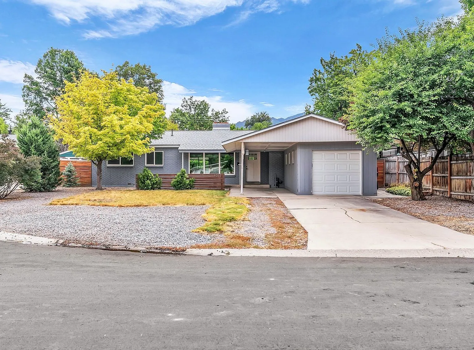 3 bed, 1453 sqft, $3,100 — Photo 3