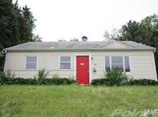 942 Brookside Ave, Saint Louis, MO 63119