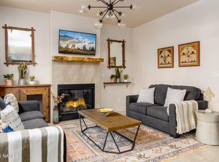 2844 W Pico Del Monte Cir, Flagstaff, AZ 86001