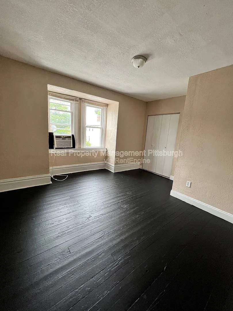 Building Photo - 218 Kearsarge St #2