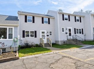 22 Warebrook Vlg #22, Ware, MA 01082