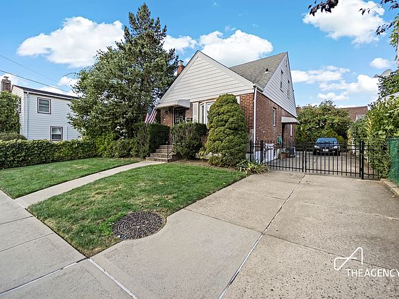 3rd image of 24711 86th Ave