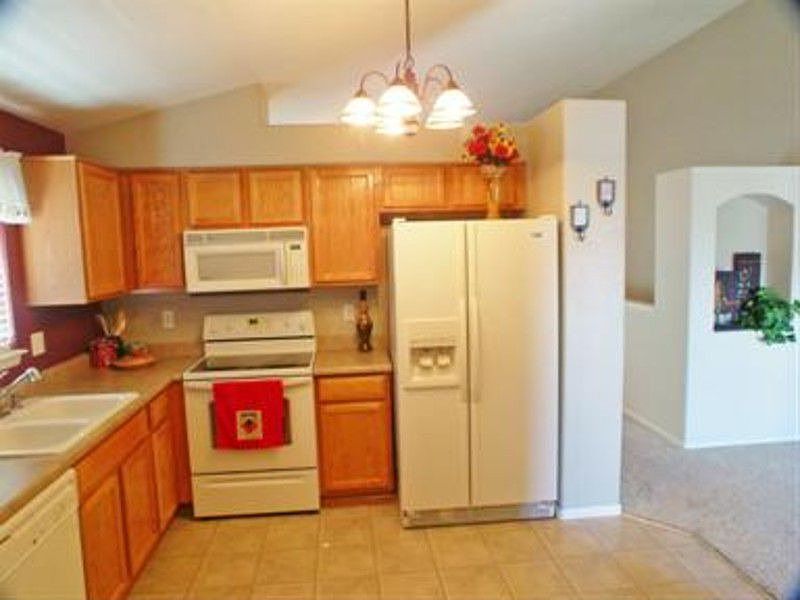2nd image of 2037 E 148th Pl