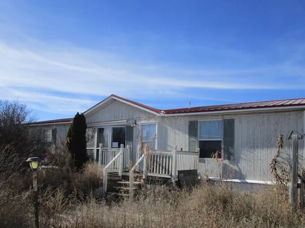 16 Shannon Ct, Moriarty, NM 87035