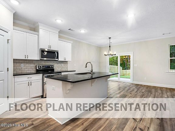 4th image of 451 Helen Drive #Wd284