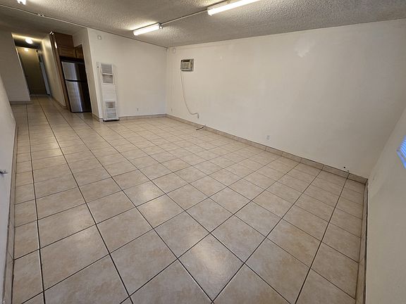 3rd image of 11009 Venice Blvd Suite 1