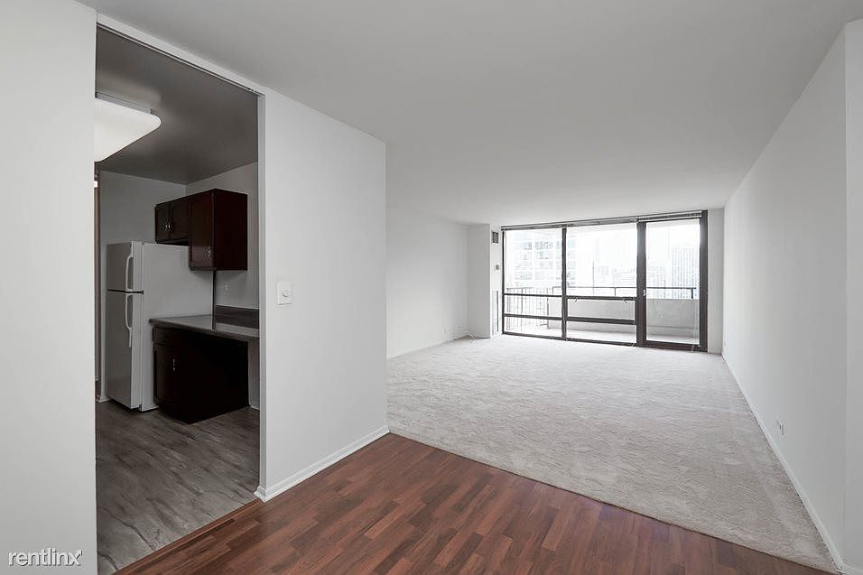 2205LivingDining-500087