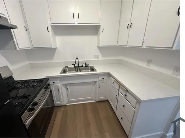 15235 Chase St #15, North Hills, CA 91343