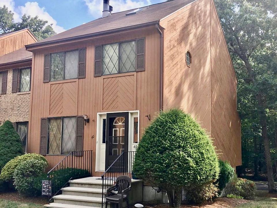 1st image of 40 Winrow Dr