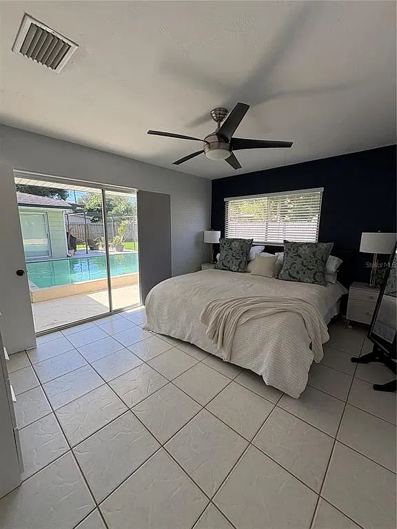 3 bed, 2.0 bath, 1431 sqft, $3,000 — Photo 3