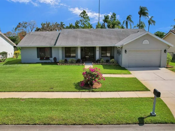 19420 NW 2nd St, Pembroke Pines, FL 33029