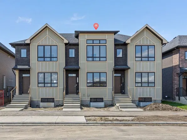 21522 NW Sheriff King St SW, Calgary, AB T2X 0T9