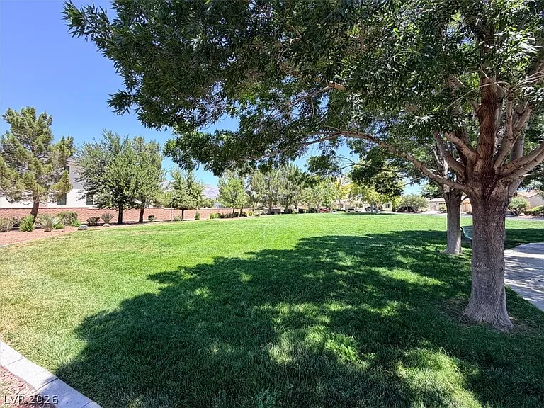 8709 Echo Grande Dr — Photo 36