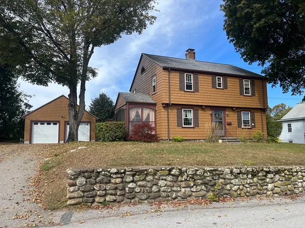 112 Chestnut St, Southbridge, MA 01550