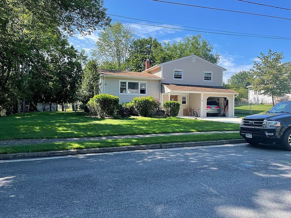 2nd image of 42 Hazel Ave