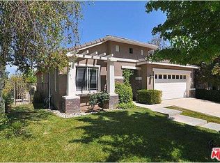 25814 Barnett Ln, Stevenson Ranch, CA 91381