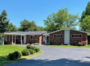 137 Gaybourne Way, Versailles, KY 40383