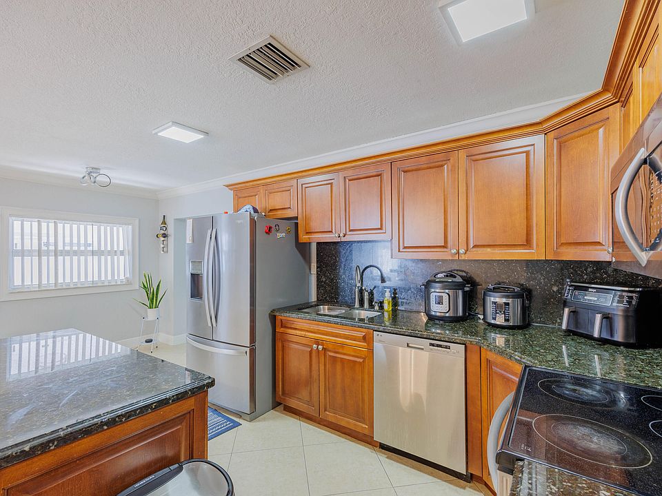2578 Kentucky Street, West Palm Beach, FL 33406 | Zillow