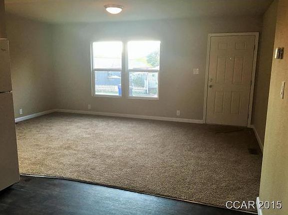 5th image of 1020 Iroquois Cir
