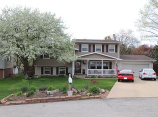 3 Joyce Ln, Champaign, IL 61822