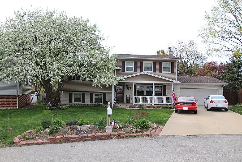 3 Joyce Ln photo 1