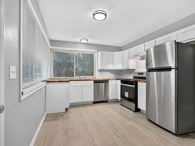 3444 Woodpath Dr — Photo 4
