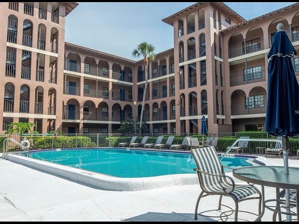 2nd image of 6150 Gulfport Blvd S APT 302
