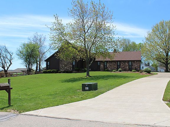 2nd image of 7365 Derby Dr