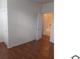 2559 Robb St, Baltimore, MD 21218