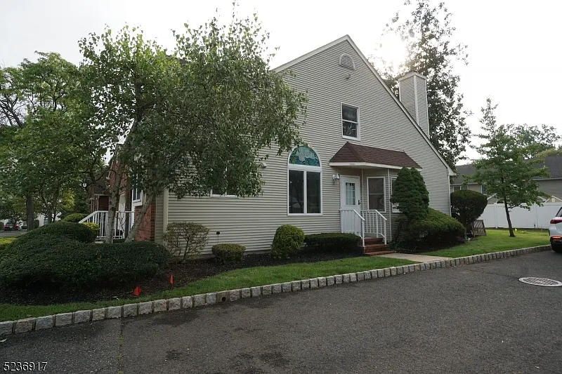 2 bed, 2.0 bath, $3,400 — Photo 4