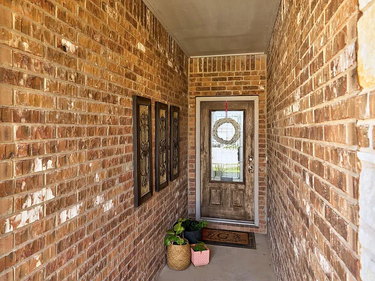744 Hoot Owl Ln S — Photo 4