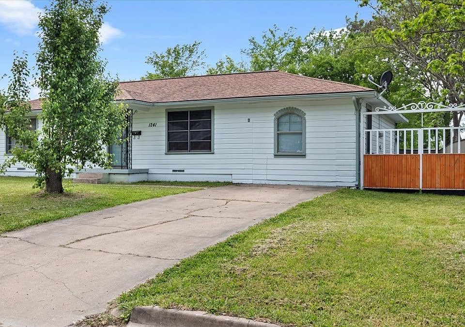 1241 Island Byu, Bonham, TX 75418 MLS 20305791 Zillow