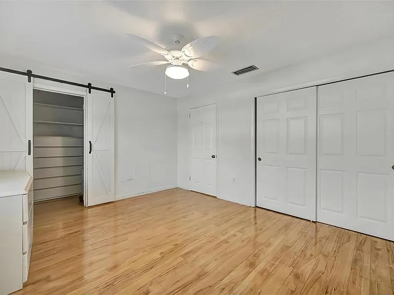 650 Pinellas Point Dr S #205 — Photo 20