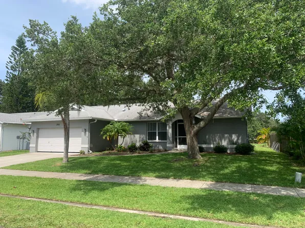2193 Cork Oak St E, Sarasota, FL 34232