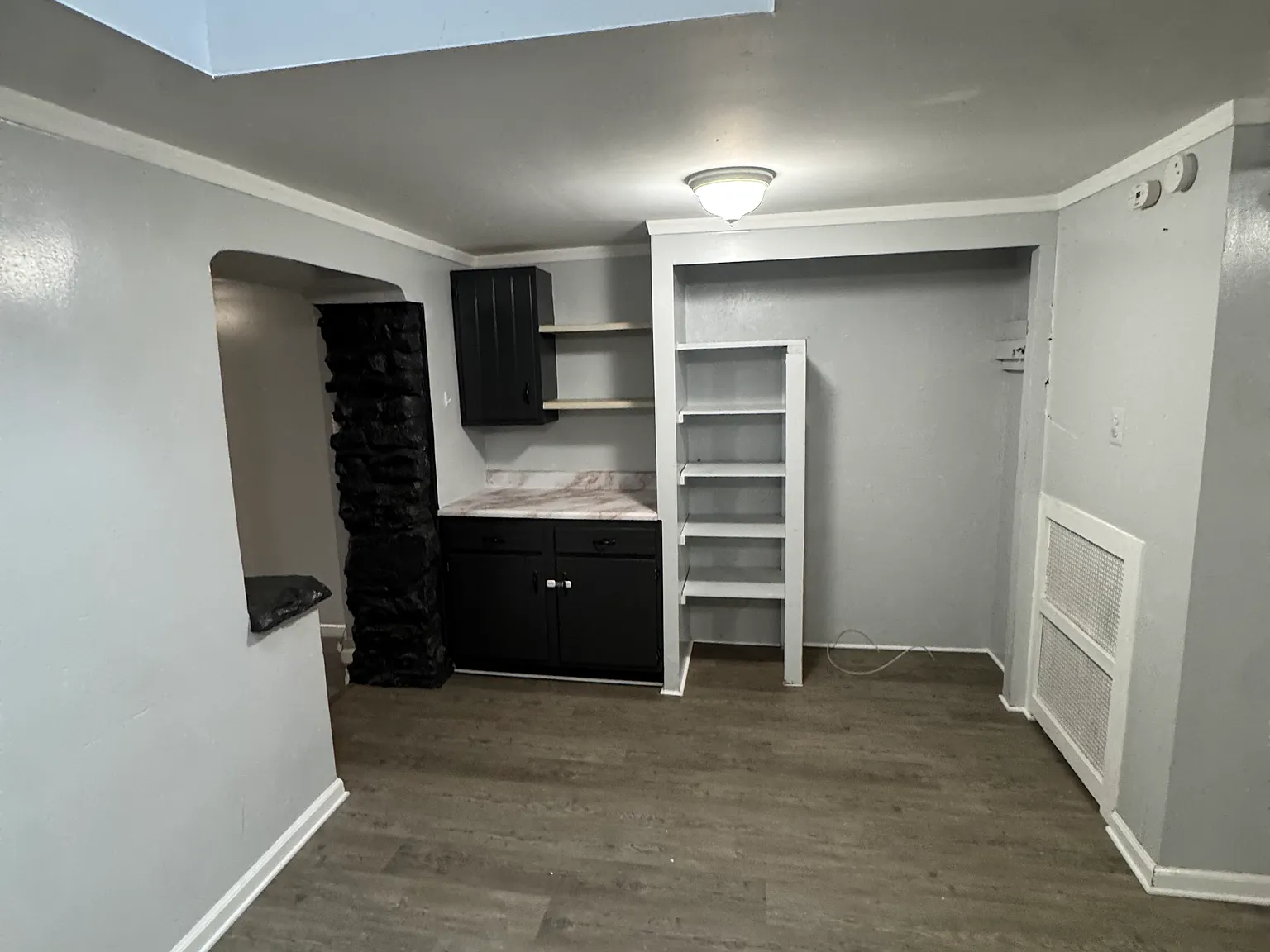3 bed, 1343 sqft, $2,000 — Photo 4