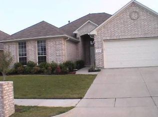608 Crownpoint Ln, Arlington, TX 76002
