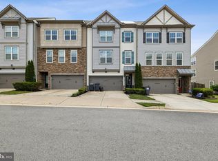 5 Coulter Ln, Stafford, VA 22554