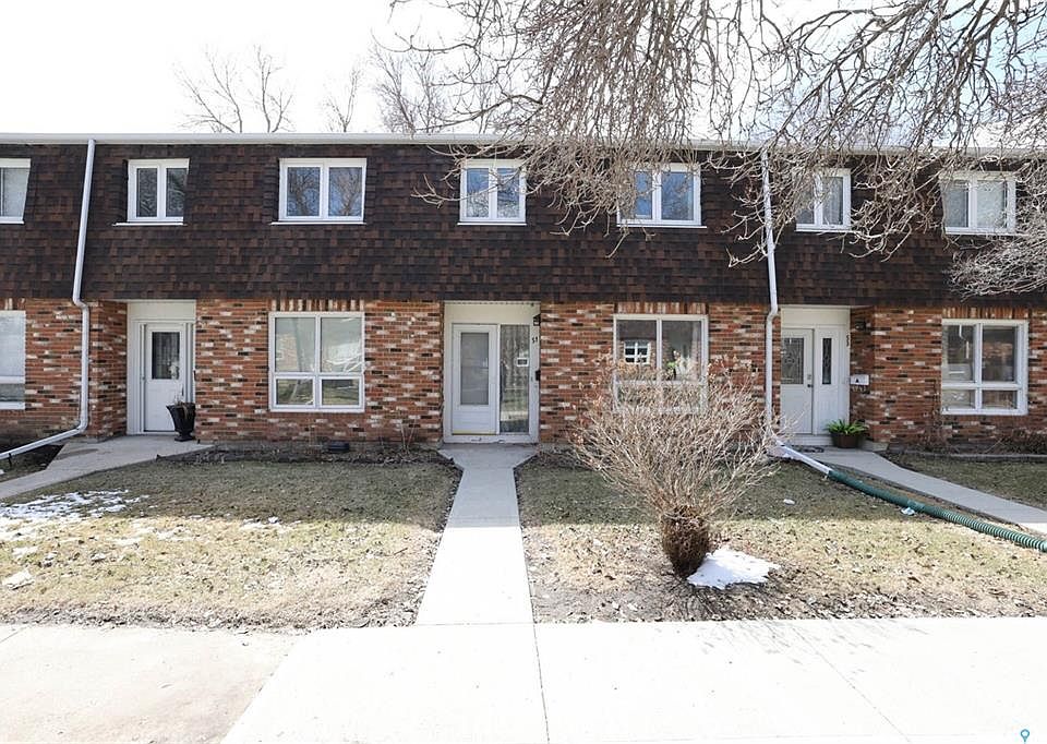 1st image of 51 Spruceview ROAD
