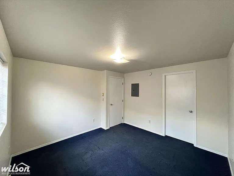 1318 Fairbanks Ave — Photo 20