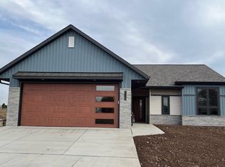 351 Satori Trl #142, Kimberly, WI 54136