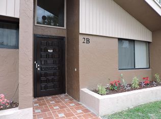 166 Sparrow Dr APT 2B, Royal Palm Beach, FL 33411