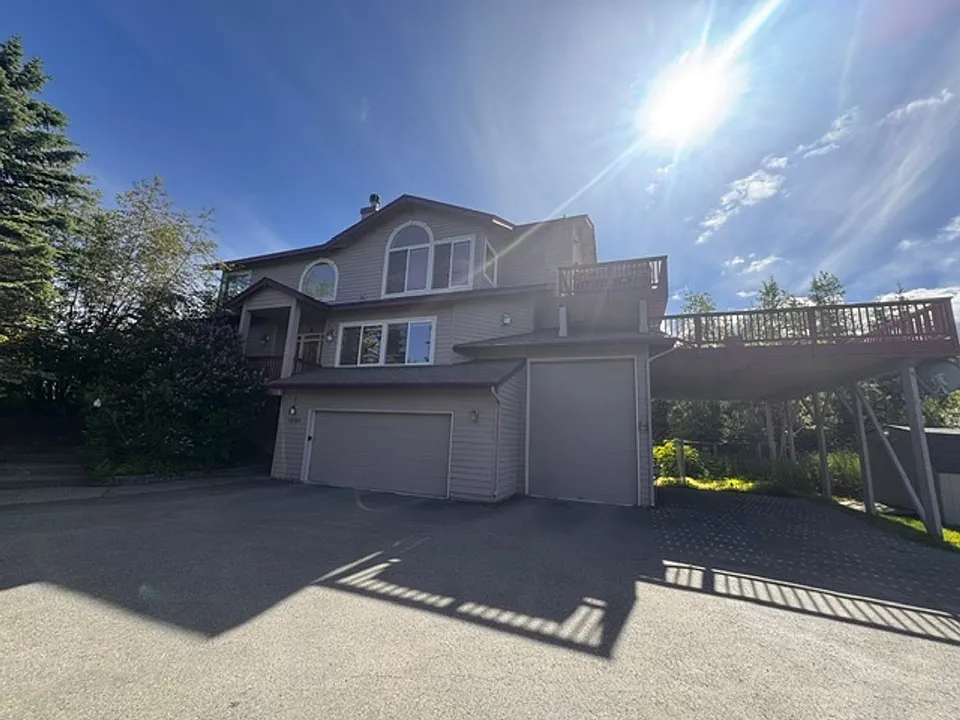 10100 Zermatt Cir
